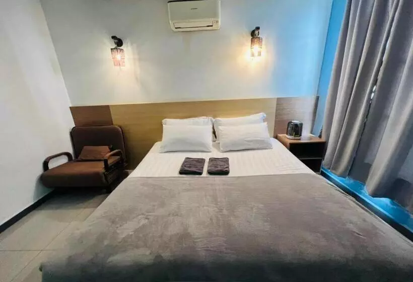 Otel Dolphin