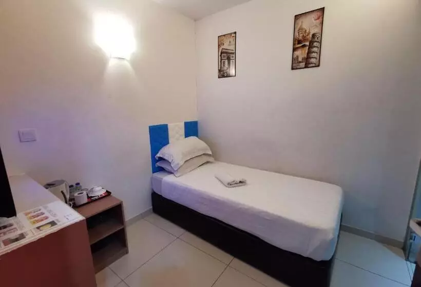 Otel Dolphin