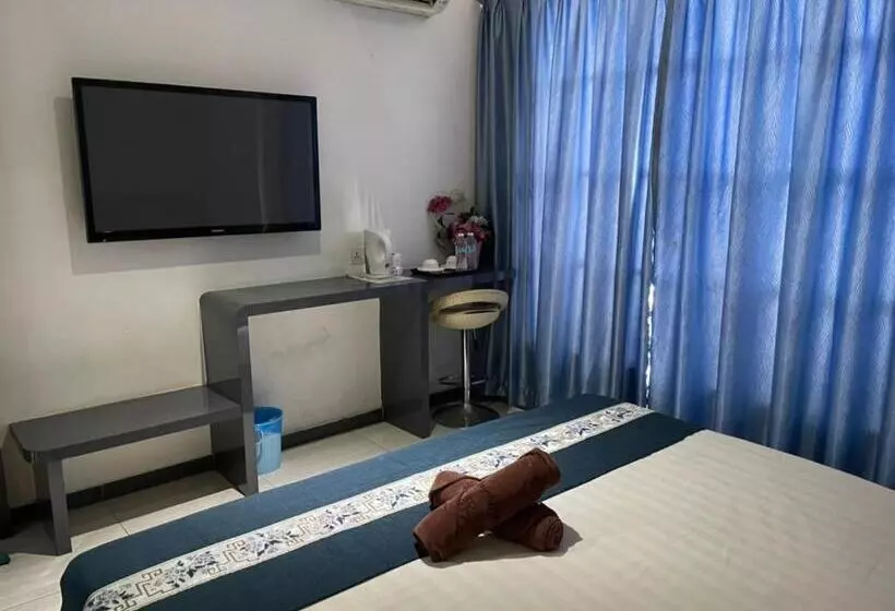 Otel Dolphin