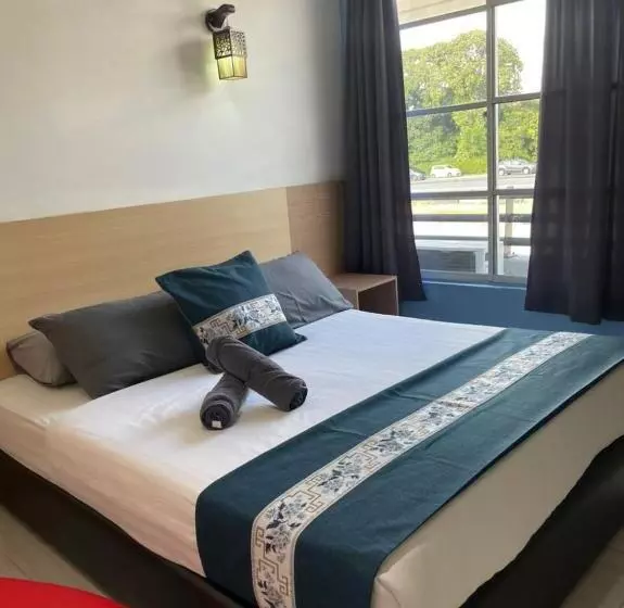 Otel Dolphin