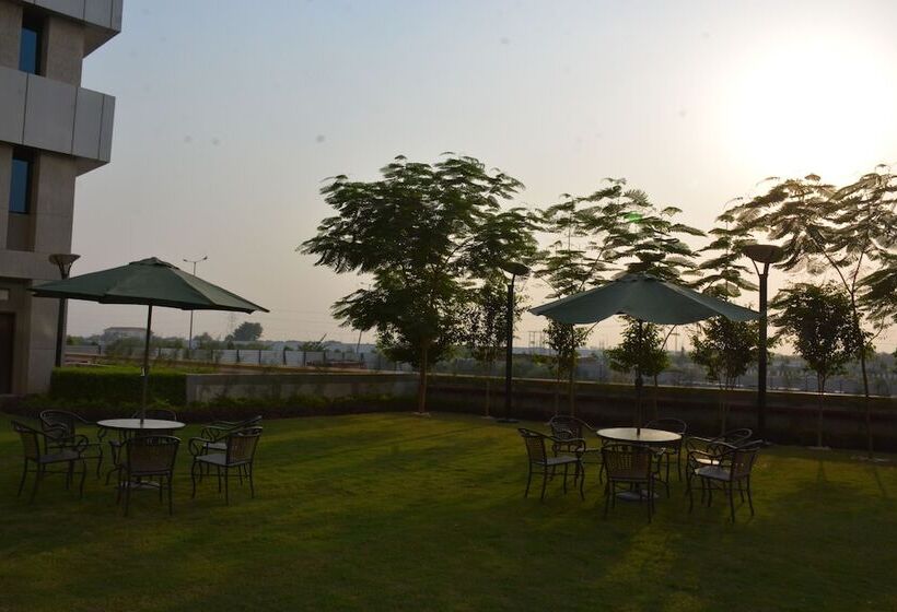 Hotell Hide Away Suites