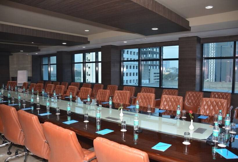 Hotell Hide Away Suites