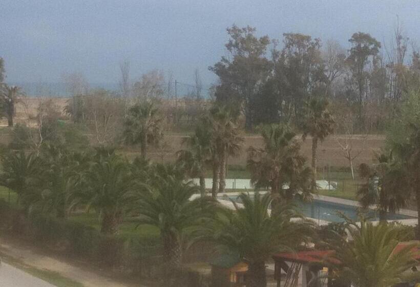 هتل Mediterrani Blau