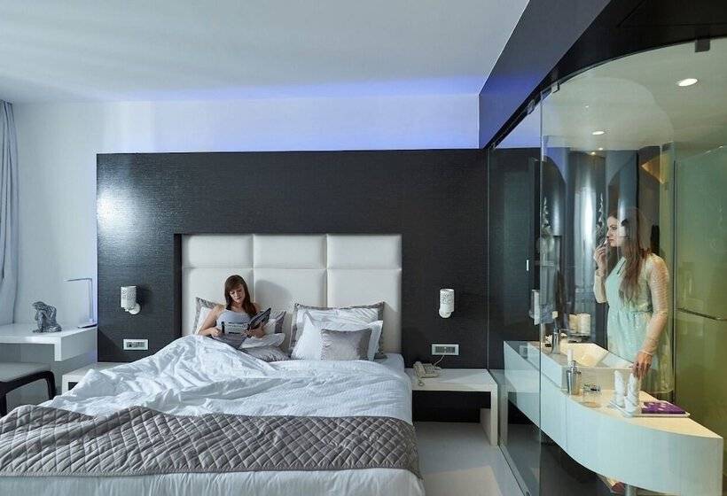 فندق Eskay Resorts By Muza