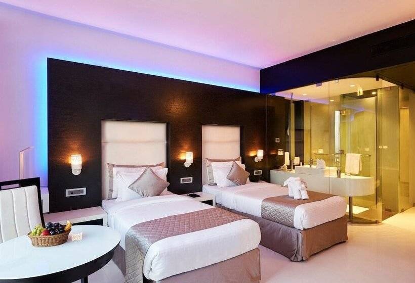 فندق Eskay Resorts By Muza