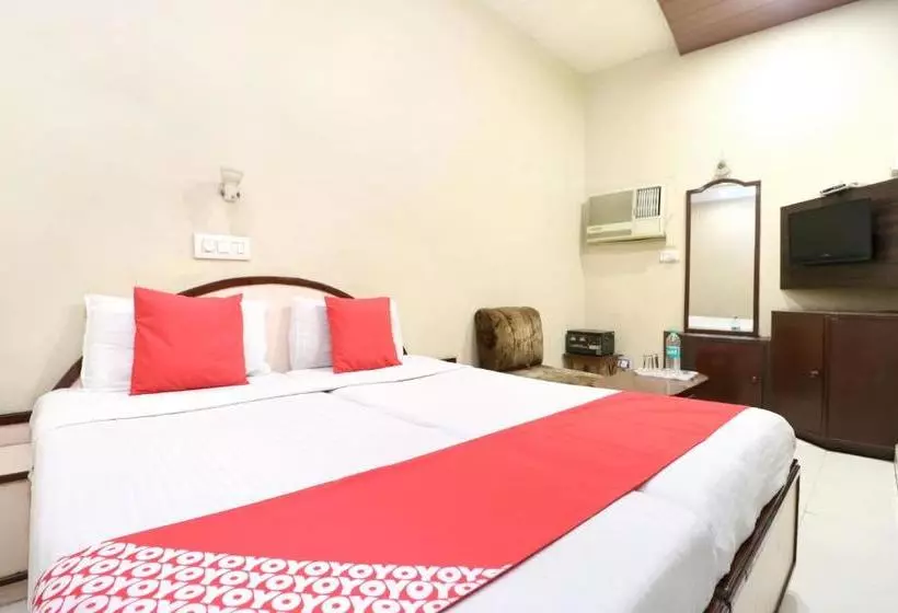 ホテル Oyo Rooms Railway Station Clock Tower Opposite Bank Of India Shoe Bazaar