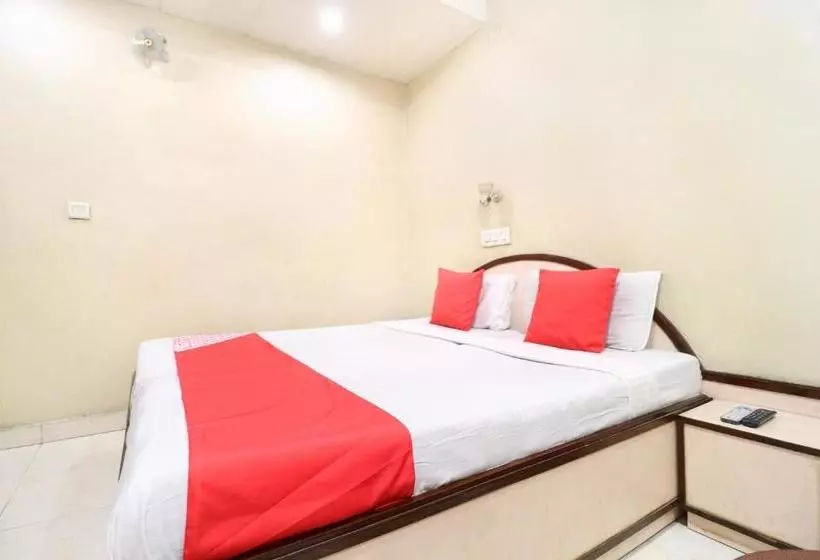 ホテル Oyo Rooms Railway Station Clock Tower Opposite Bank Of India Shoe Bazaar