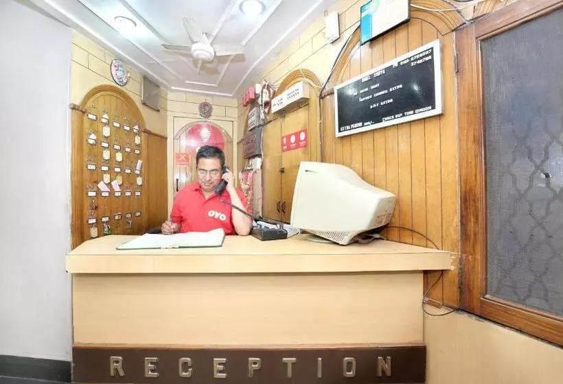 ホテル Oyo Rooms Railway Station Clock Tower Opposite Bank Of India Shoe Bazaar