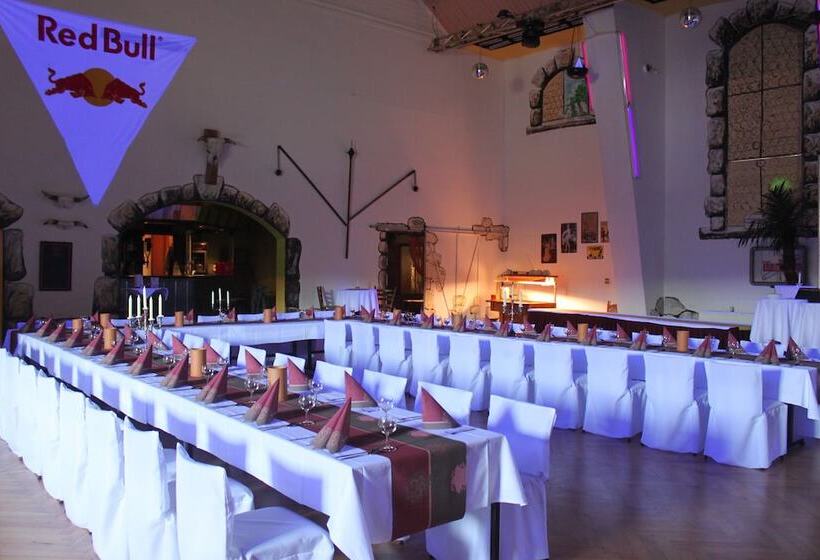 Отель Pension Und Restaurant Die Burg