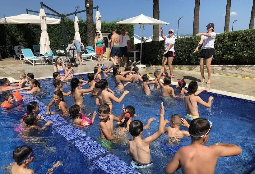 Hotelli Premium Beach