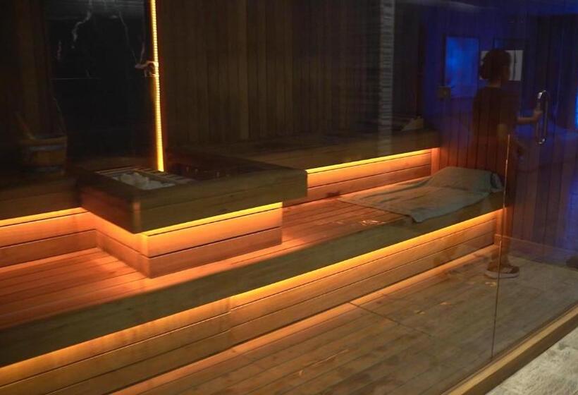 Отель Premium Beach