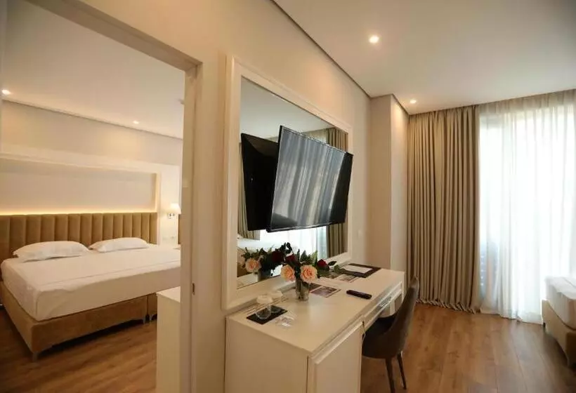 Hotelli Premium Beach