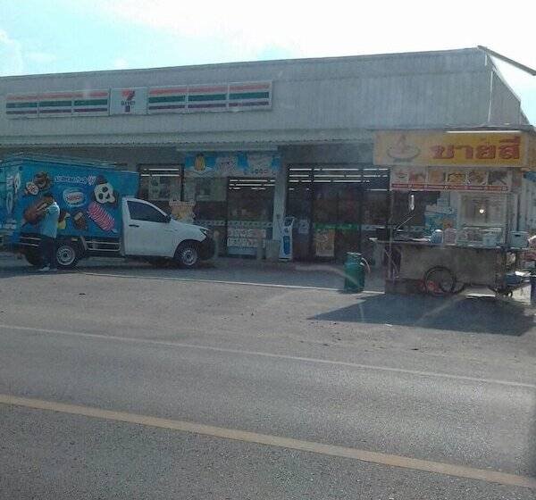 مُتل Meephawa Resort