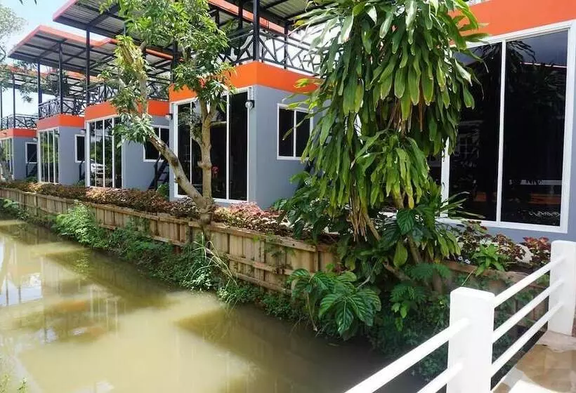 Motelli Meephawa Resort