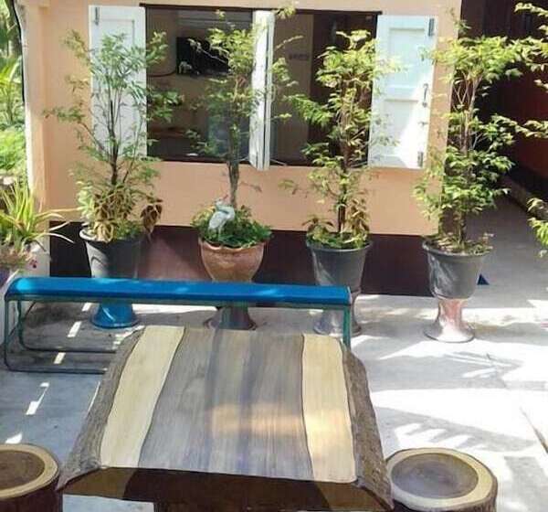 مُتل Meephawa Resort