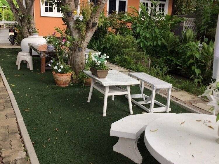 مُتل Meephawa Resort