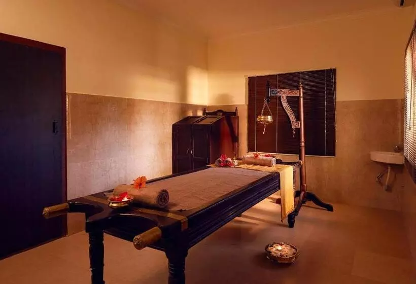 Lomakeskus Sterling Anaikatti