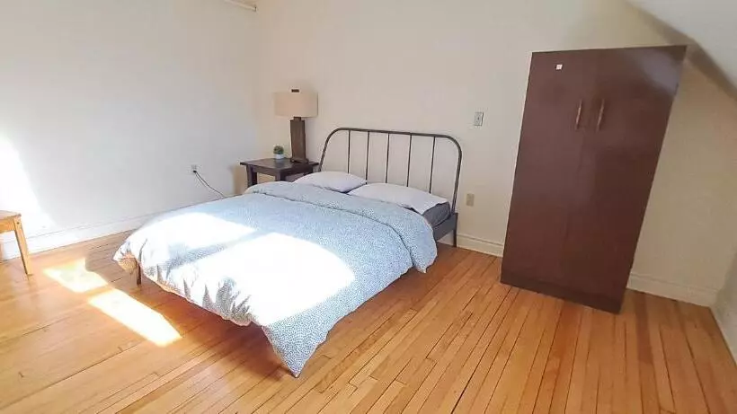 Auberge De Jeunesse Magog Orford Hostel