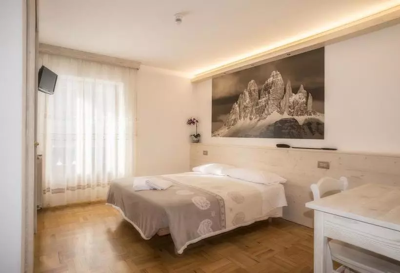 ホテル Albergo Meublè Victoria
