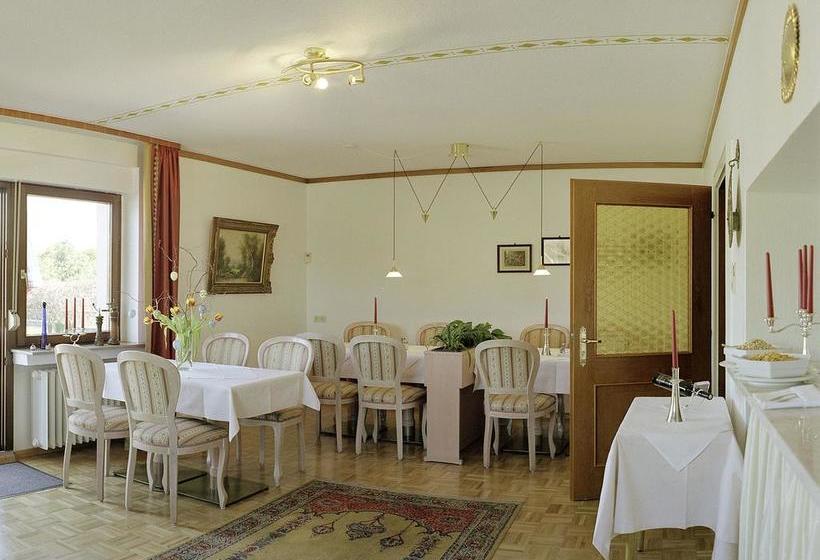 Отель Hubertus Haus Pflingsteck