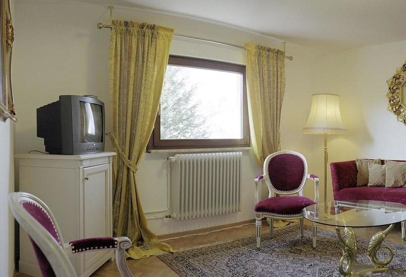 Отель Hubertus Haus Pflingsteck