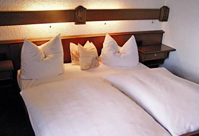 Hotelli Gasthof Genosko