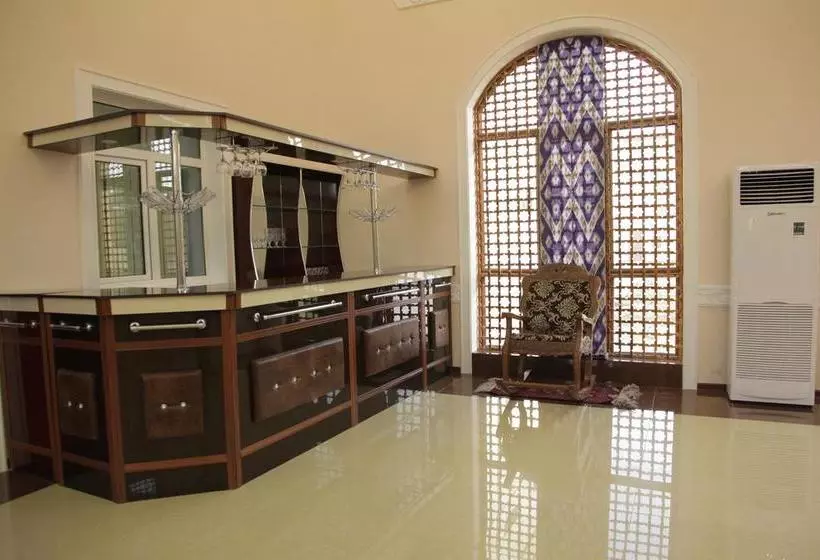 ホテル Qibla Tozabog