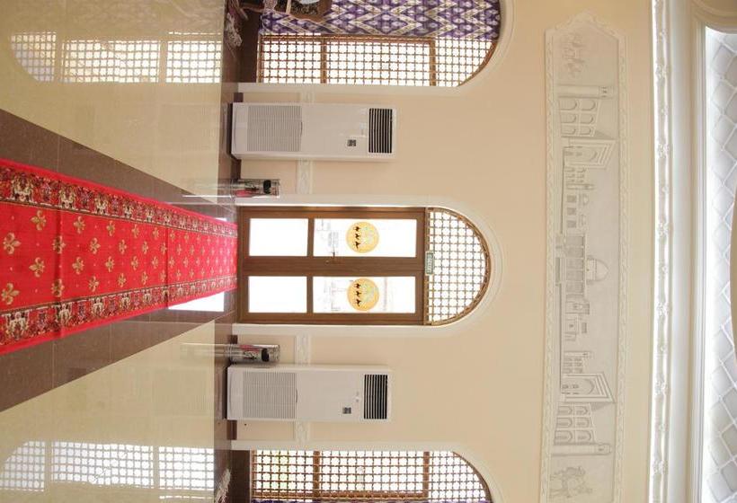 ホテル Qibla Tozabog