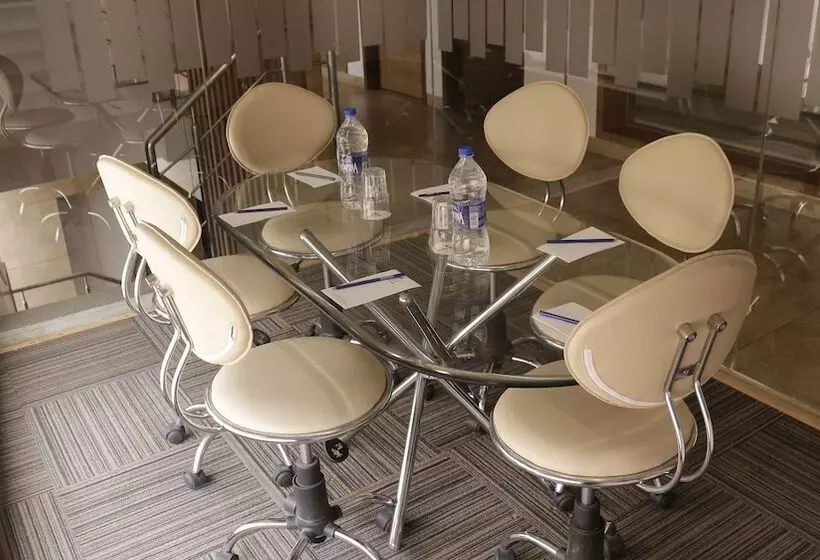 Sparrow Hotel Managed By Siara Sariska Alwar