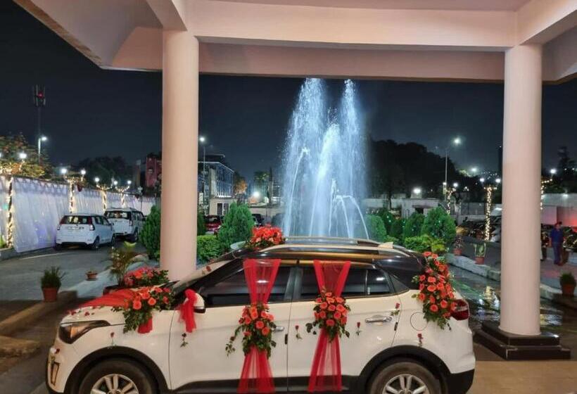 هتل The Kannelite