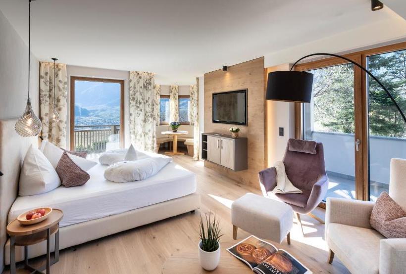 בית מלון כפרי Sonnbichl