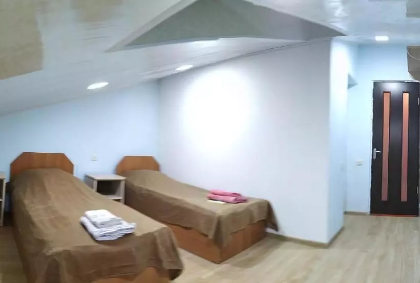 تختخواب و صبحانه Green Gables Martuni