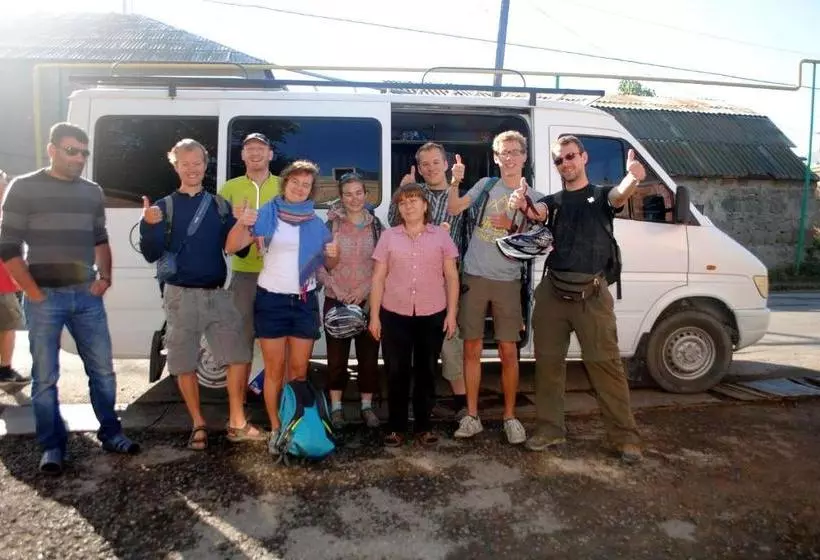 تختخواب و صبحانه Green Gables Martuni