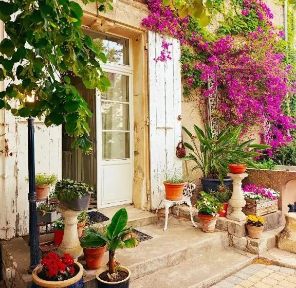 تختخواب و صبحانه Maison Matisse