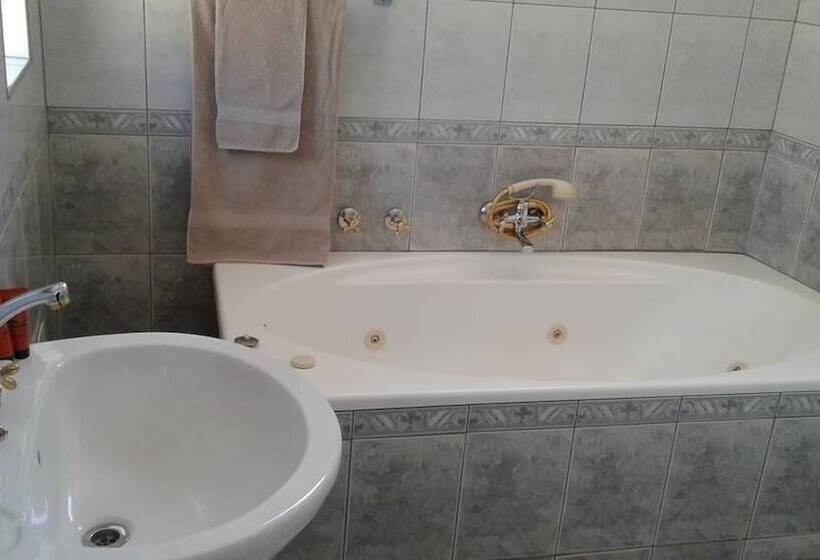 مبيت وإفطار Pablo Guesthouse