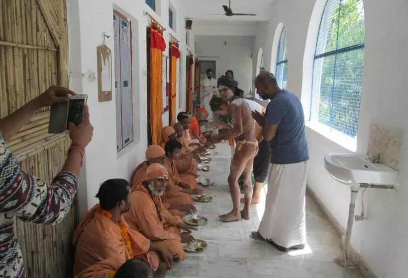ベッドアンドブレックファースト Swami Samarpan Ashram