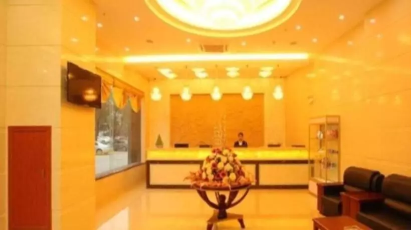 Hotelli Greentree Inn Suzhou Wujiang Zhenze Town Zhennan Road Express