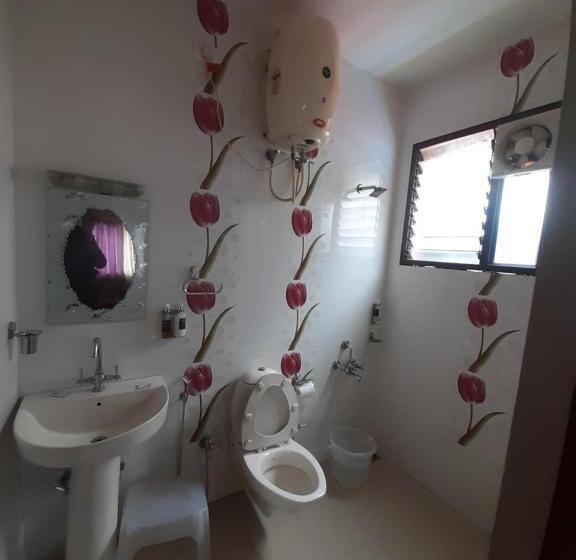 בית מלון כפרי Kurinji Residency