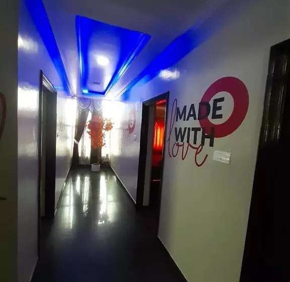 Hotelli Kurinji Residency