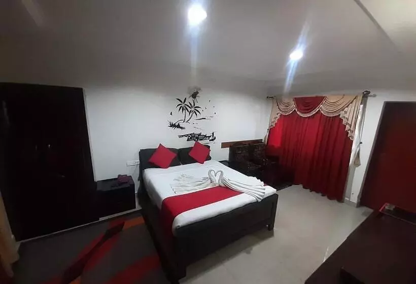 Hotelli Kurinji Residency