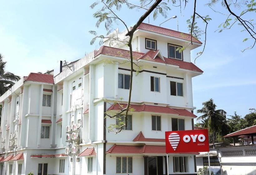 בית מלון כפרי Oyo Rooms Near Guruvayur Railway Station
