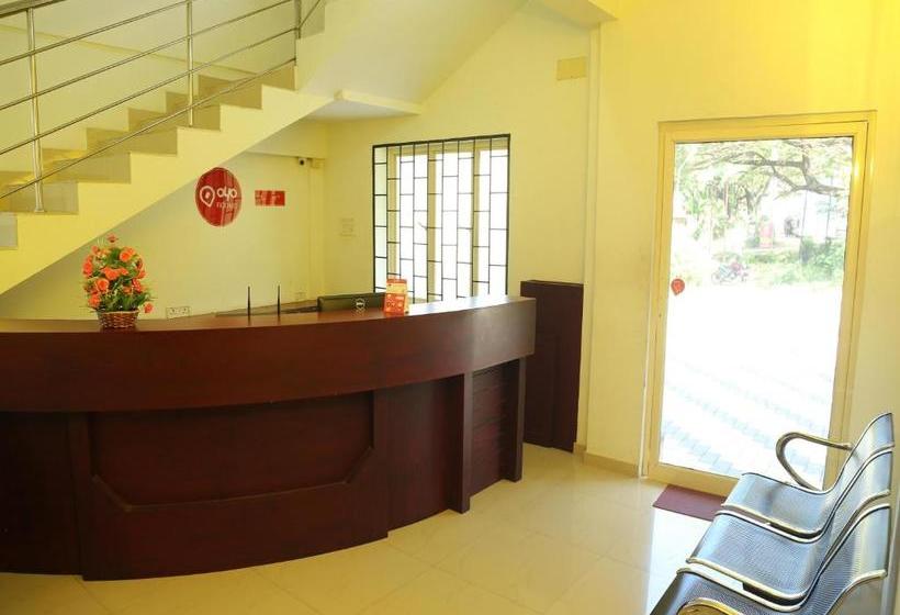 בית מלון כפרי Oyo Rooms Near Guruvayur Railway Station