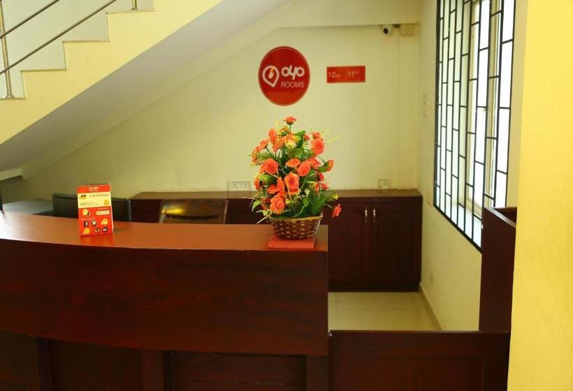 בית מלון כפרי Oyo Rooms Near Guruvayur Railway Station