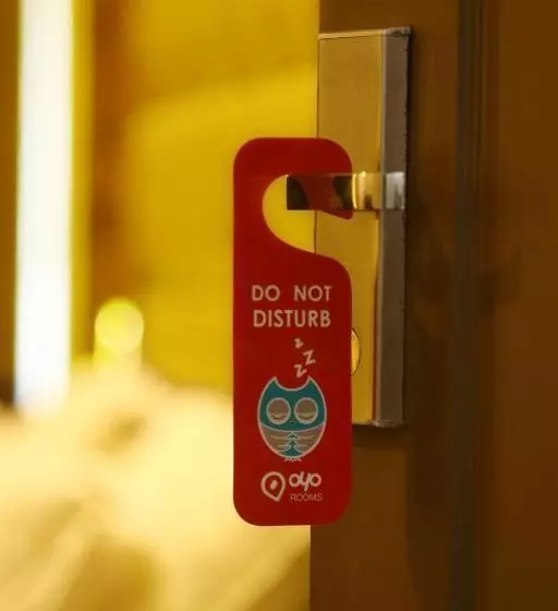 ホテル Oyo Rooms Near Guruvayur Railway Station