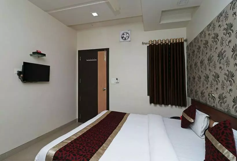 ホテル Oyo Rooms Opp Kedar Dham Massani Chowraha