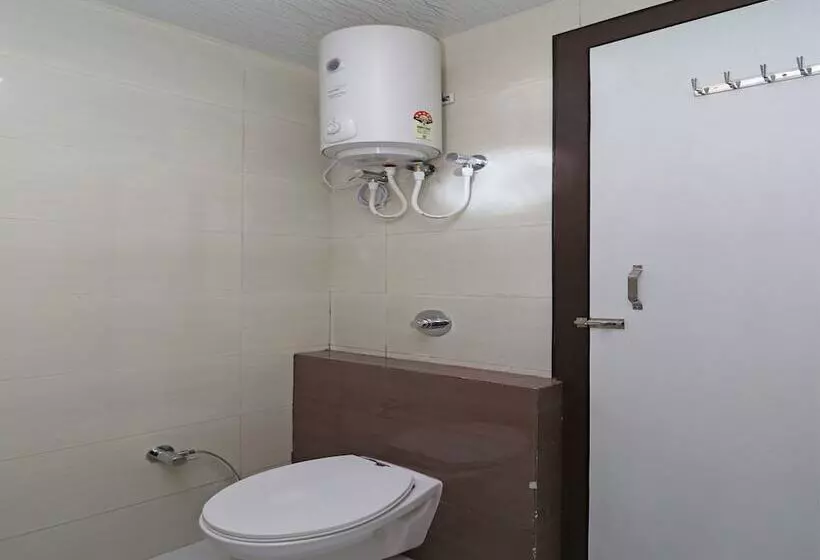 ホテル Oyo Rooms Opp Kedar Dham Massani Chowraha