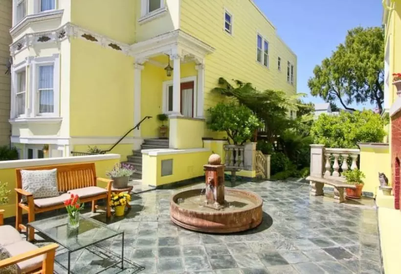 هتل Parker Guest House