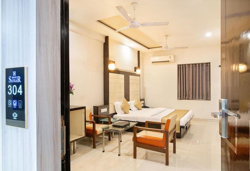 בית מלון כפרי Satkar