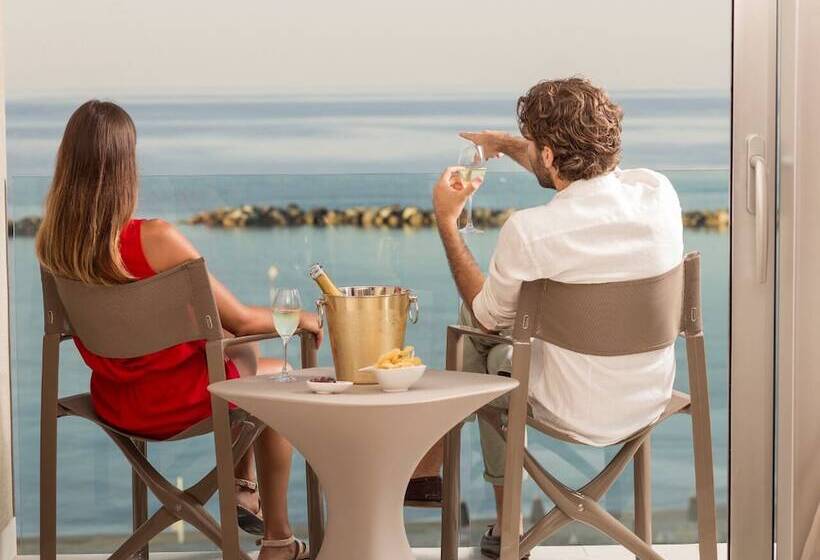 בית מלון כפרי Savini