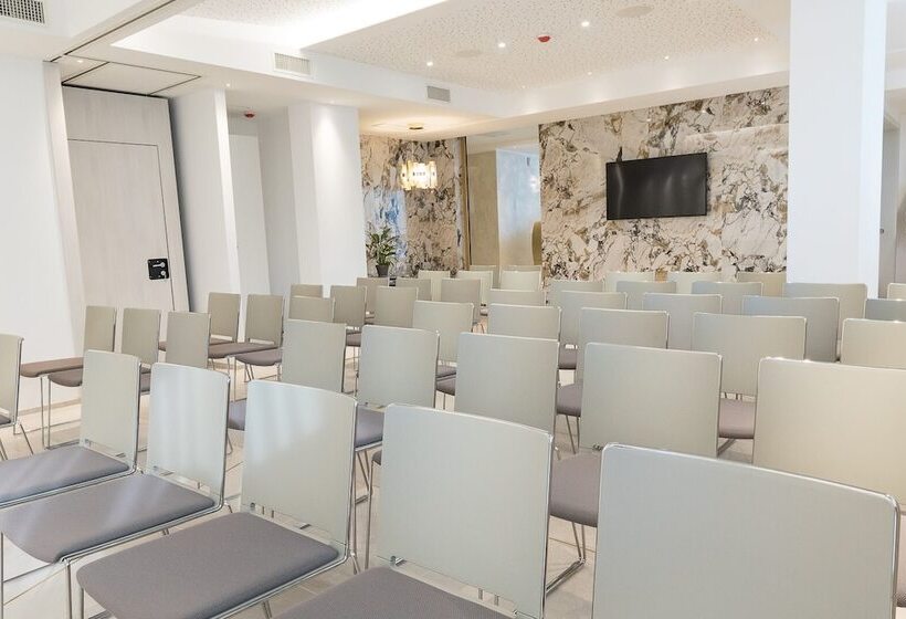 בית מלון כפרי Savini